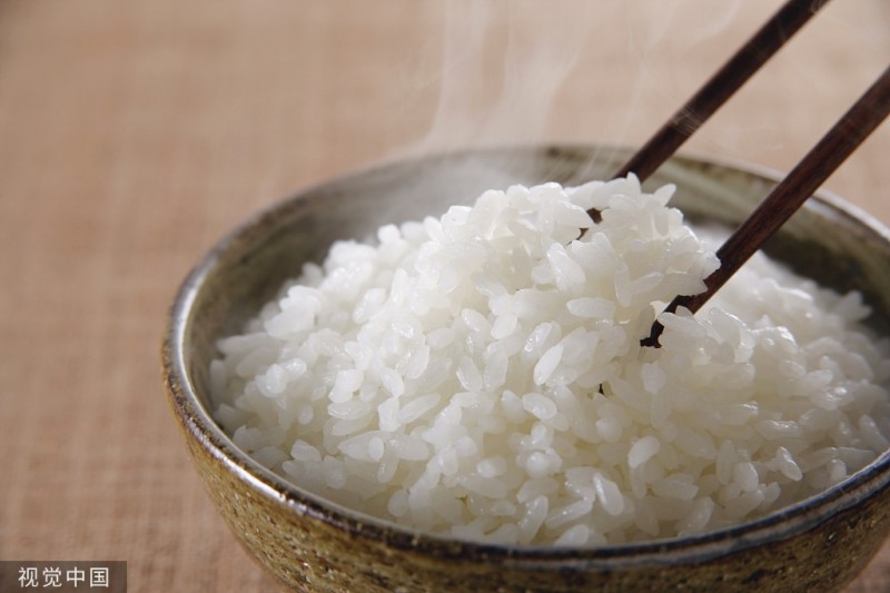 【蜗牛棋牌】韩媒：低“碳”减肥，韩国人吃米饭传统已成过去时