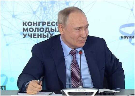 【蜗牛棋牌】普京这句“玩笑话”一说,日本俄罗斯媒体都关注了
