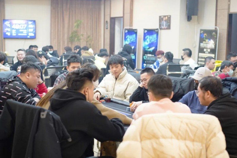 【EV扑克】深鲨杯第二届 | 9人FT诞生，芮博翔淘汰吕杨以2575000记分牌成为FT CL！