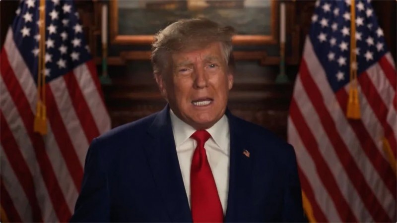 【蜗牛棋牌】拜登还没讲完,特朗普隔空“整活儿”