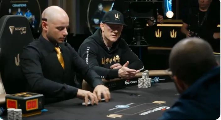 【EV扑克】趣闻 | Jason Koon称Dan Smith”令人讨厌”，因为他斥责在牌桌上讲话的玩家