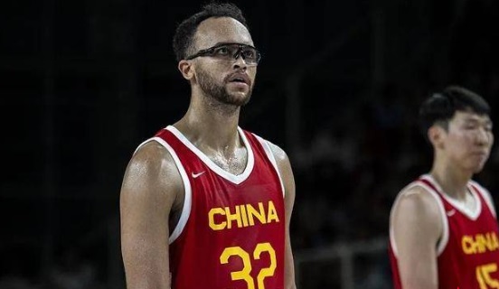 大发体育-正式回国!男篮14人抵达深圳备战塞尔维亚,大发助力你的致富之路!
