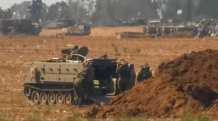 以军称装甲车和地面部队已做好进入加沙地带的准备