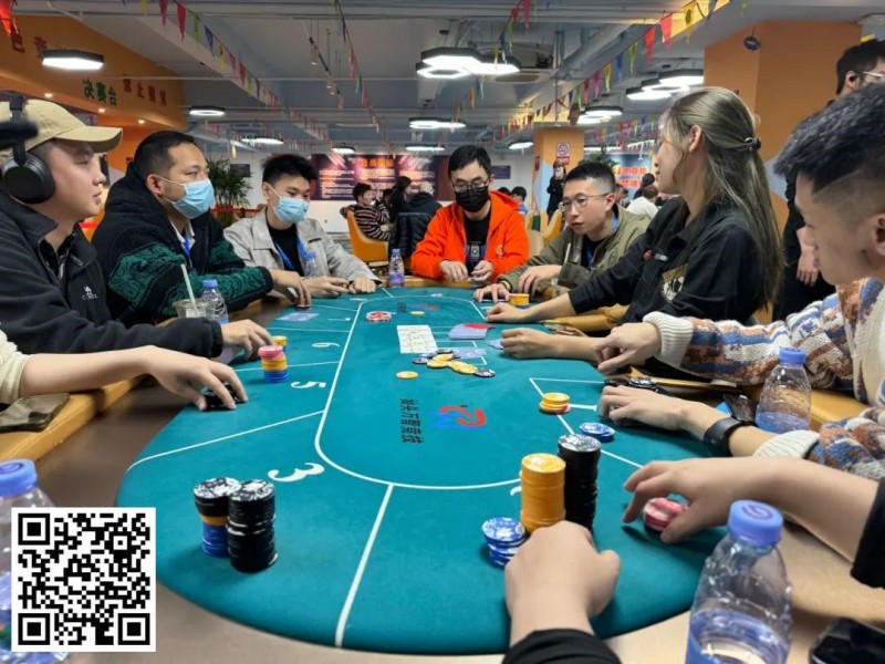 【EV扑克】汕头南湾杯|Set到底顶不顶的住?老陈26.9W记分牌荣登主赛D组CL,DAY1共63人晋级第二轮