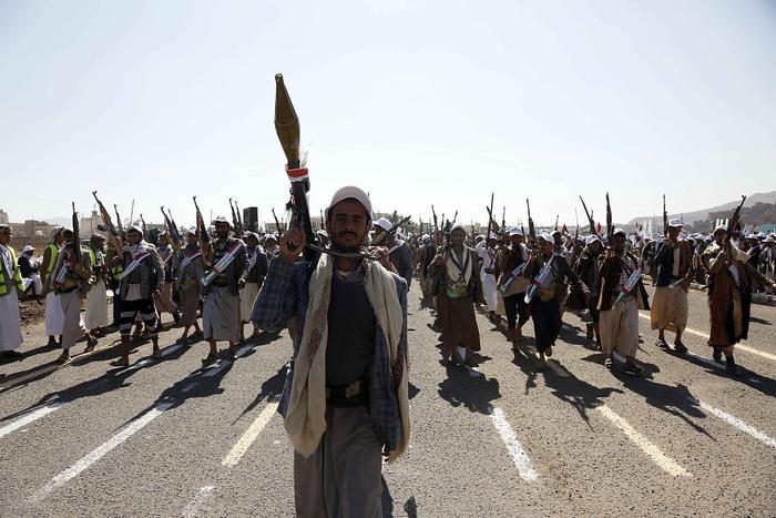 “封锁红海”的也门胡塞武装，什么来头？