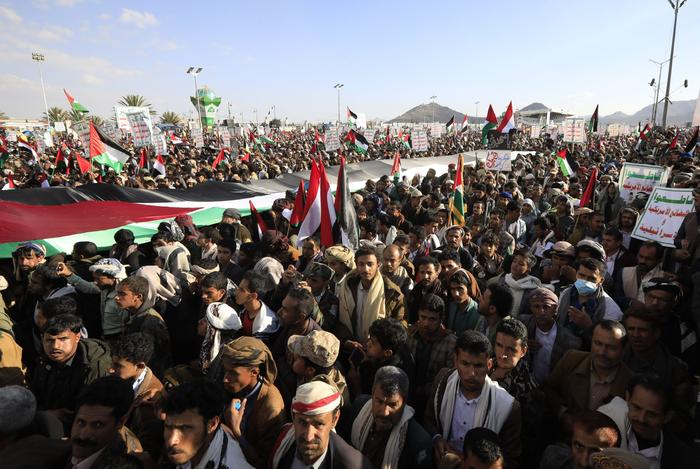 【蜗牛棋牌】红海危机加剧,英美会对胡塞武装动武吗?