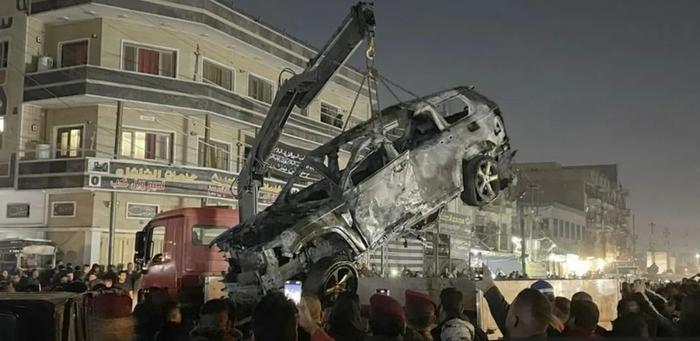 【蜗牛棋牌】突发!美军空袭,多名重要人物丧生