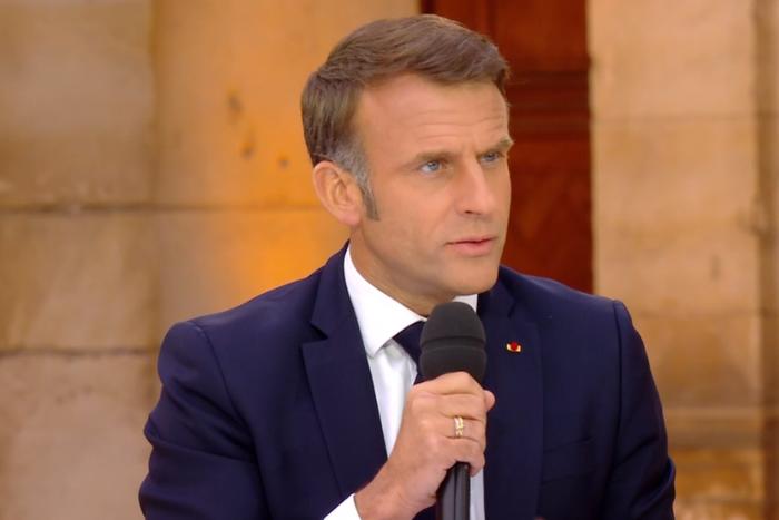 【蜗牛棋牌】马克龙宣布:将向乌克兰提供战斗机+培训