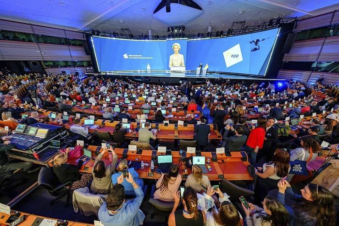 【蜗牛棋牌】极端右翼势力席位增加!议会选举将令欧洲向右转?