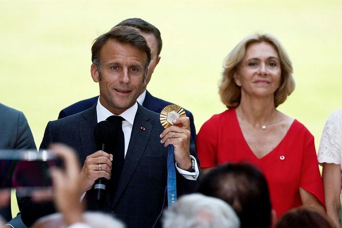 【蜗牛棋牌】悬浮议会难题依旧,各派争吵总理人选!奥运会结束,法国回归政治现实