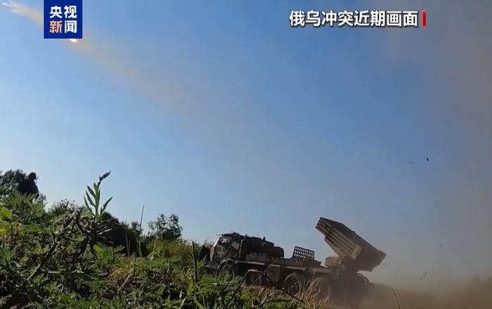 【蜗牛棋牌】德国将再向乌克兰提供12门自行榴弹炮 今年年内将先交付6门