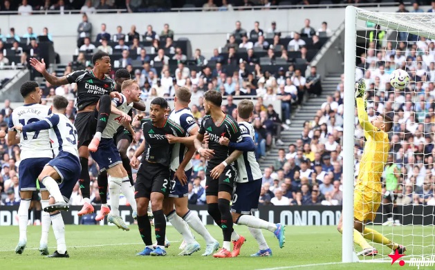 大发体育-加布里埃尔制胜双方多次爆发冲突 阿森纳1-0热刺,大发助力你的致富之路!