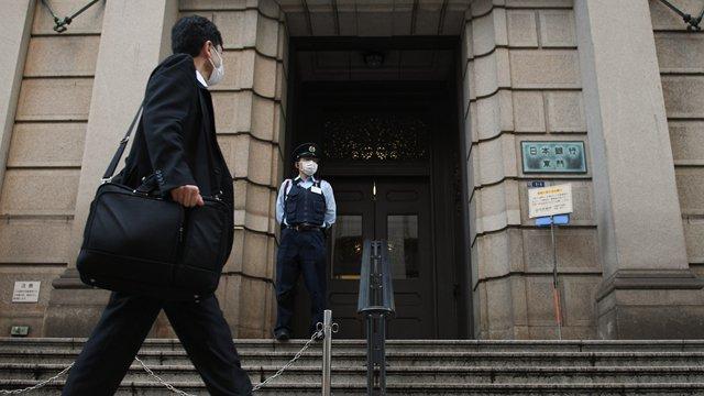 【蜗牛棋牌】日本央行按兵不动,两场选举结果或影响下一步行动?