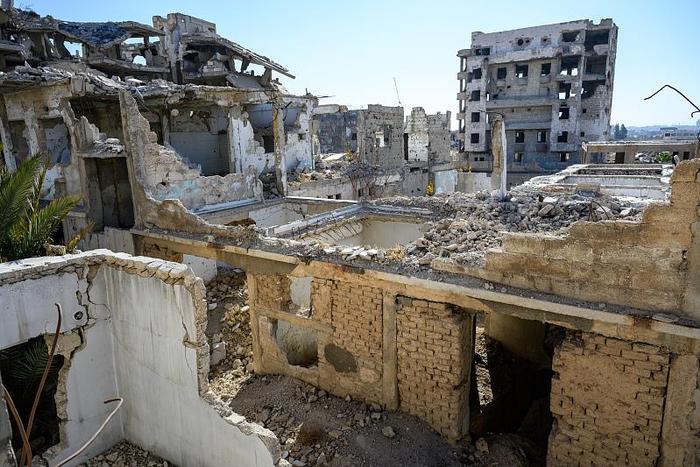 【蜗牛棋牌】叙“沙姆解放组织”领导人:以色列必须停止轰炸 并从缓冲区撤出