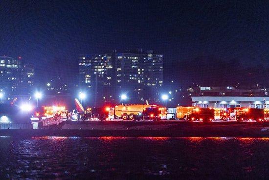 【蜗牛棋牌】美国总统特朗普：两机相撞事故中没有幸存者