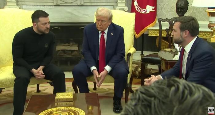 【蜗牛棋牌】隔空互怼,万斯批泽连斯基:荒谬