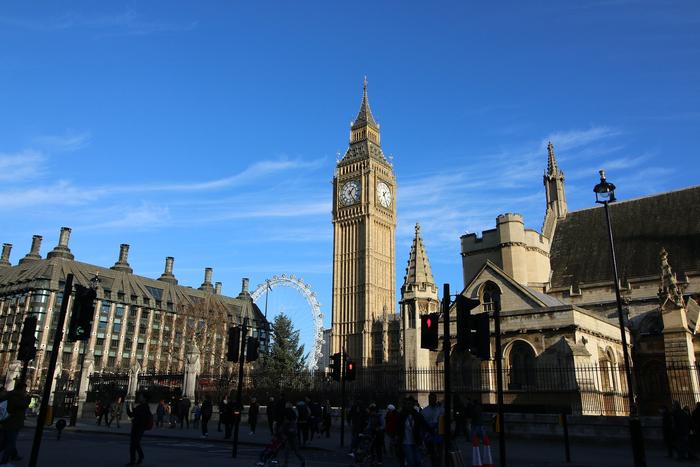 英国就指控伊朗公民一事召见伊朗驻英大使
