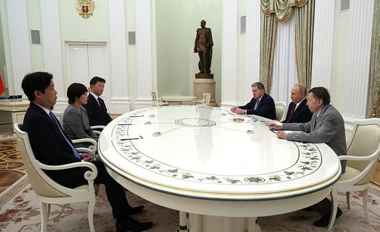 【蜗牛棋牌】外媒:普京在莫斯科会见安倍晋三遗孀,日本政府及克宫回应