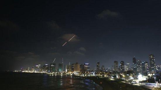 放话“彻底摧毁以色列”，伊朗最新报复规模够“狠”吗？