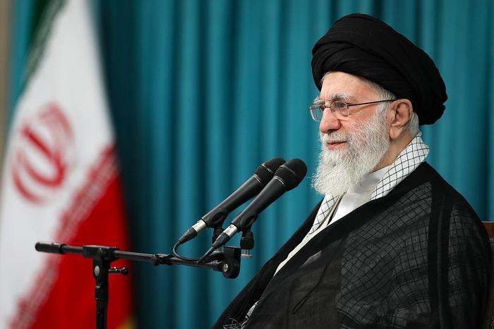 【蜗牛棋牌】哈梅内伊最新表态：美国已介入中东地区事务，暴露以色列“软弱无能”