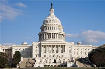 美国参众两院分别发起决议 拟限制总统发起战争的权力