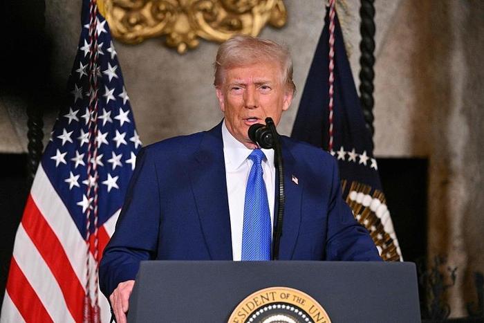 特朗普已至白宫战情室 与美防长及参谋长联席会议成员会面