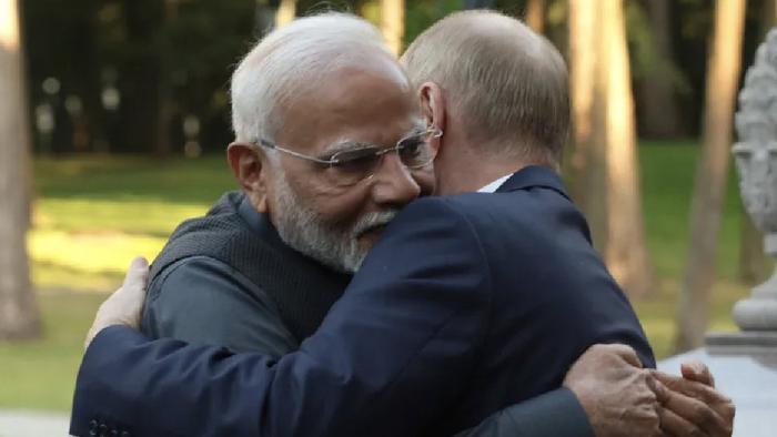 美国制裁俄罗斯，喊疼的咋是印度？