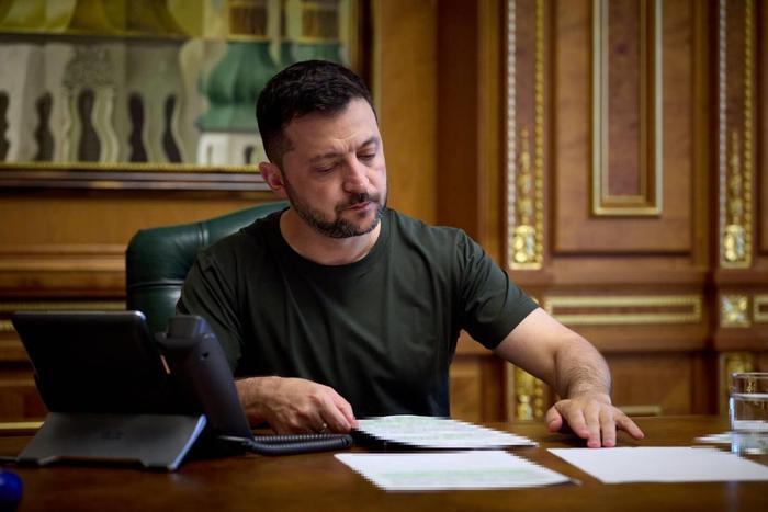 【蜗牛棋牌】乌克兰总统与加拿大总理通话 讨论对乌军援等议题