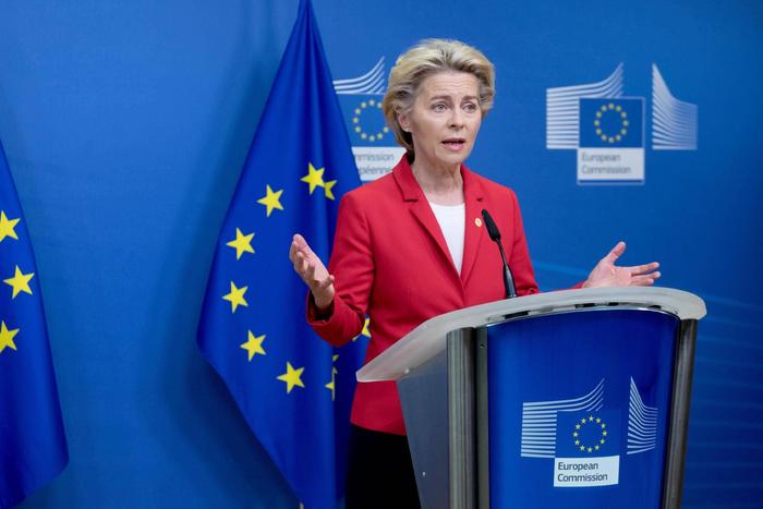 冯德莱恩与泽连斯基讨论俄乌局势：将全力支持乌克兰