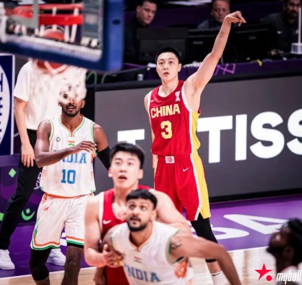 大发体育-亚洲杯-胡明轩5记三分胡金秋两双，大发助力你的致富之路！