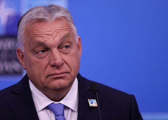 【蜗牛棋牌】欧尔班评美俄会谈不带欧洲：如果不在谈判桌上 那就在菜单上