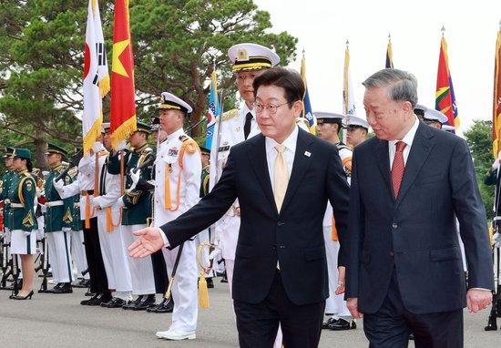 越共中央总书记11年来首次访韩，美国关税下双方深化经贸关系