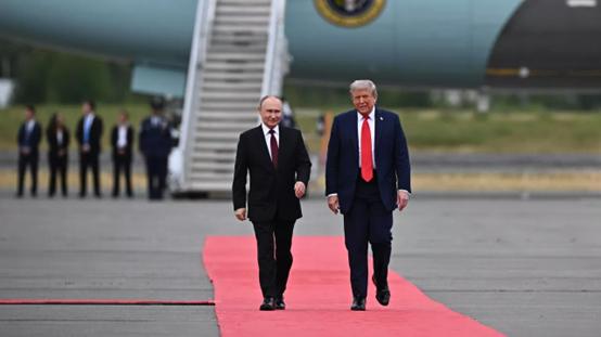 【蜗牛棋牌】俄美总统通话约40分钟,德国总理披露:普京同意两周内与泽连斯基会晤