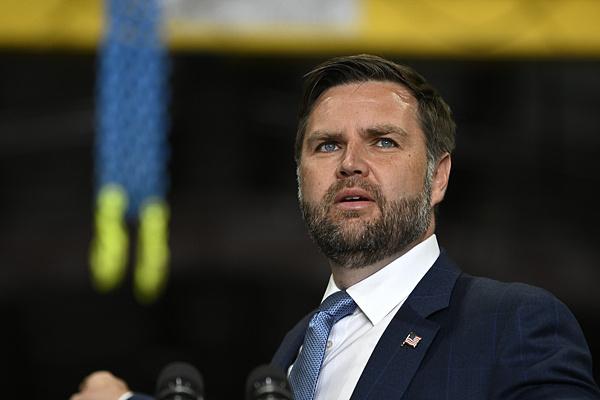 【蜗牛棋牌】美国副总统:对俄实施新制裁“并非不可能”