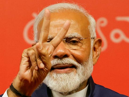 【蜗牛棋牌】四次拒接特朗普电话后,莫迪奔向中日