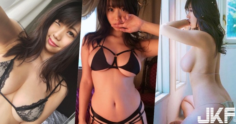 【蜗牛棋牌】滿到溢出來！「Ｈ級乳牛妹」胸前兩顆又軟又白！「畫面超邪惡」都是奶香味…