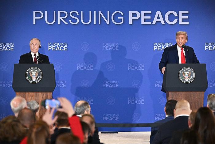 【蜗牛棋牌】白宫官员抱怨欧洲阻碍结束俄乌冲突，“特朗普正考虑暂时退出外交斡旋”