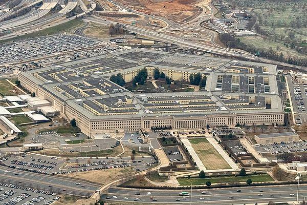 特朗普签署行政令 恢复美“国防部”旧名“战争部”