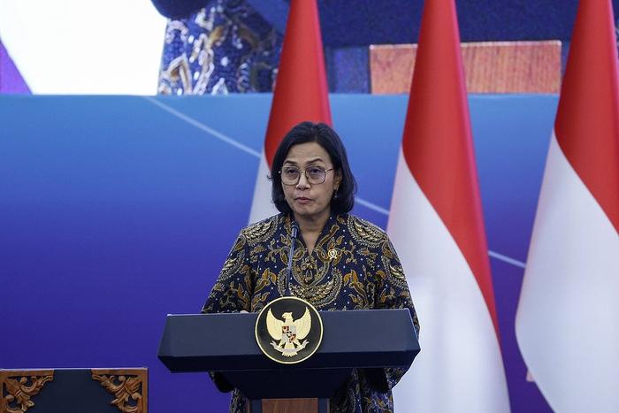 【蜗牛棋牌】资深财长被撤换,印尼总统大规模内阁改组引解读