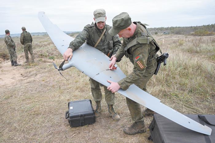 无人机事件持续发酵，俄媒体质疑欧洲做局，波兰同意北约军队进驻