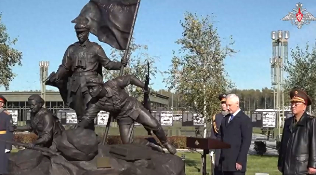 朝鲜国防相努光铁访问俄罗斯