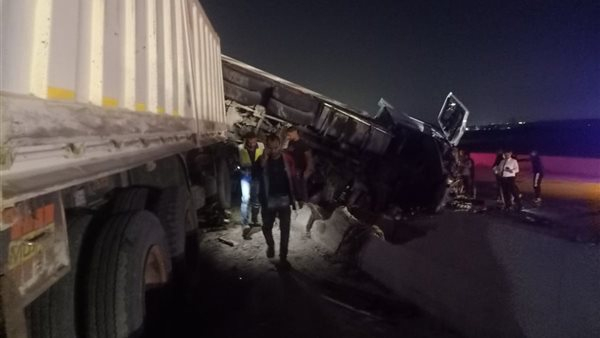 埃及发生多车相撞事故 致2死42伤