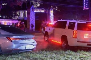 【蜗牛棋牌】美国宾夕法尼亚州大学枪击事件已致1死6伤