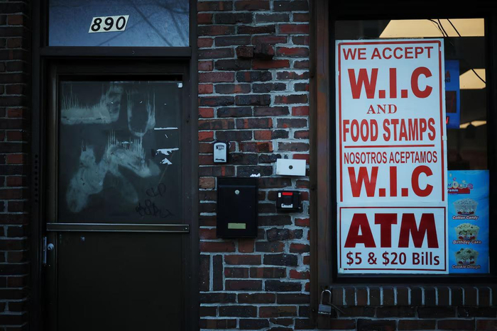 【蜗牛棋牌】政府“停摆”致暂停食品援助 美多州提起诉讼