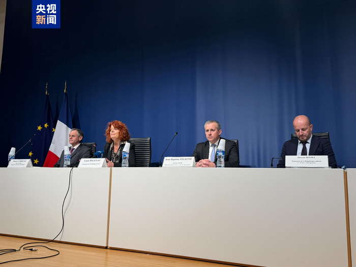 【蜗牛棋牌】法国检方称卢浮宫抢劫案出现重大进展