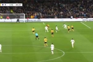 【蜗牛棋牌】进球大战!切尔西4-3狼队晋级联赛杯8强 吉腾斯1射2传德拉普染红