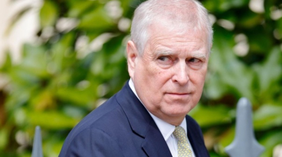 【蜗牛棋牌】英国安德鲁王子被剥夺头衔及王室住所