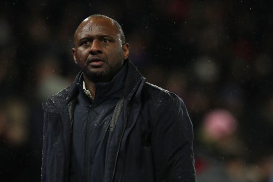 【蜗牛棋牌】意甲开局3平6负!斯基拉:热那亚考虑用U17主帅替换维埃拉