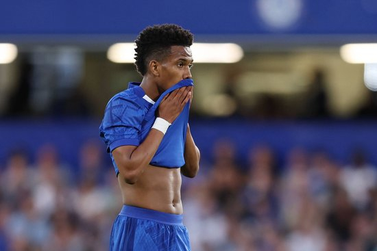 【蜗牛棋牌】18岁埃斯特旺:希望用场上表现回报球迷 当时绝杀利物浦很激动