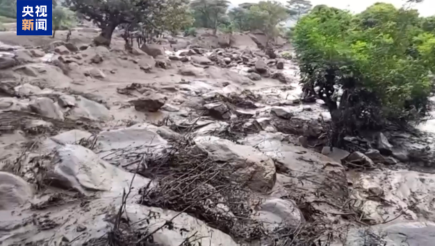 【蜗牛棋牌】肯尼亚西部发生山体滑坡 至少13人死亡